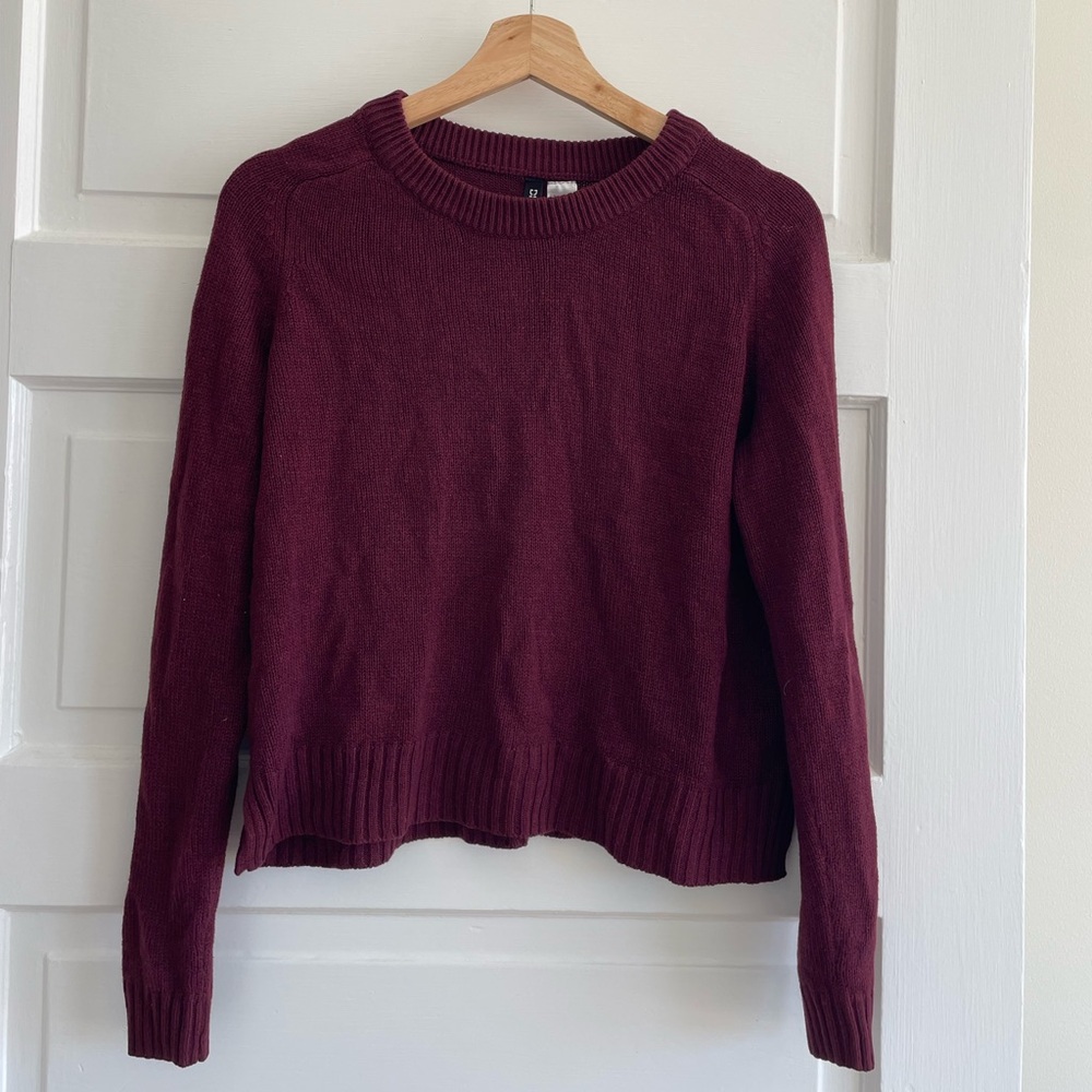 Women's Burgundy Crew Neck Sweater